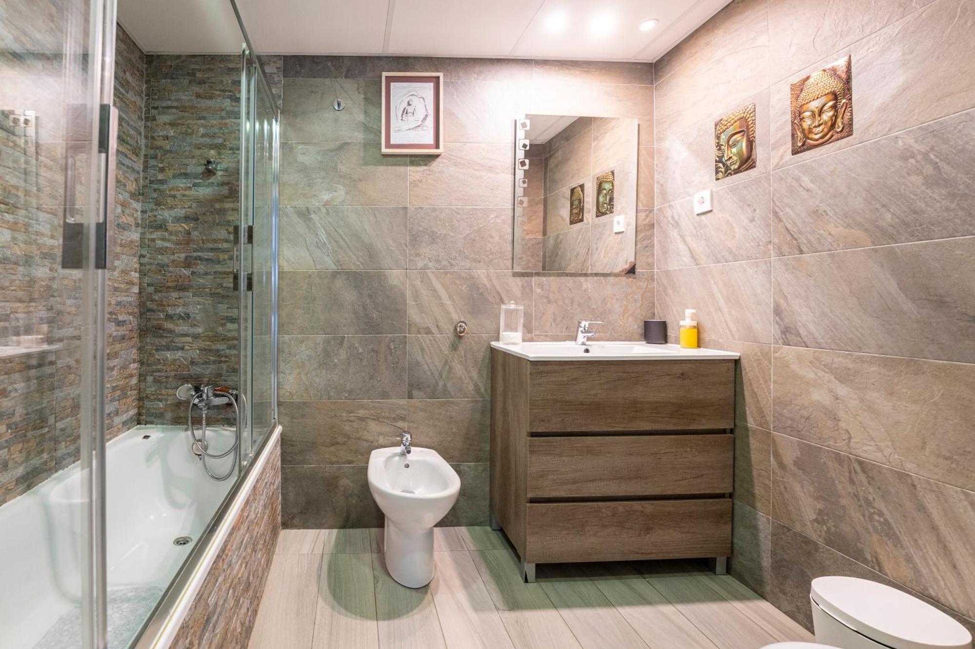 Apartament Ludy'S Vialia Center มาลากา ภายนอก รูปภาพ